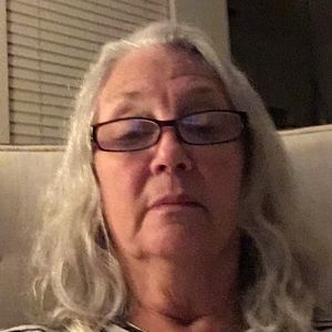 Meet your Posher, Phyllis